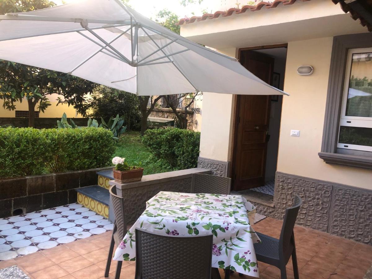 William Apartment Sorrento Esterno foto